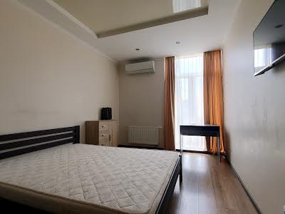 квартира за адресою Регенераторна вул., 4 к9