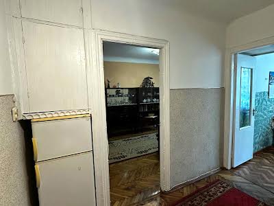 квартира по адресу Украинской Победы ул. (Академіка Сахарова), 27