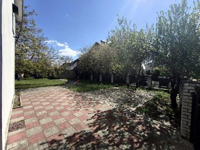дом по адресу Єнтузіастів садове товариство метро Славутич