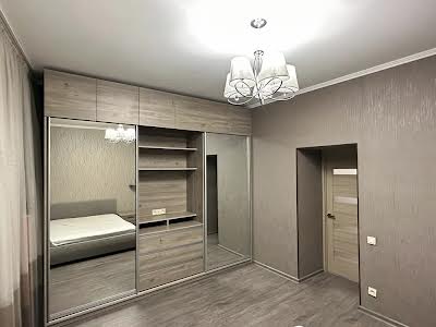 квартира за адресою Ливарна вул., 2-А