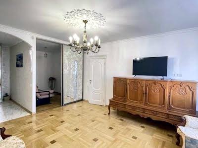 квартира по адресу Жасминовая ул., 5б