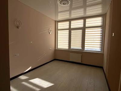 квартира за адресою Перлинна вул., 6