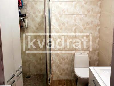 квартира за адресою Зарічна вул., 1В