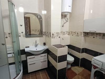 квартира за адресою Краснова, 2