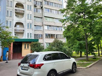 квартира по адресу Рональда Рейгана ул., 3
