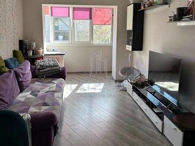 квартира за адресою Празька вул., 32