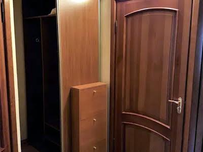 квартира за адресою Романа Ратушного вул. (Волгоградська), 37