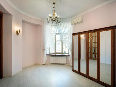 квартира за адресою Симона Петлюри вул. (Комінтерну), 22