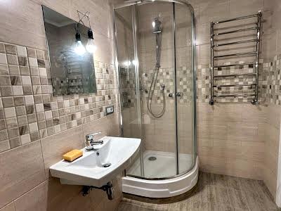 квартира за адресою Митницька вул., 23