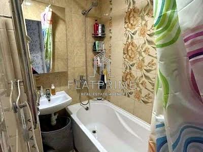 квартира по адресу Пражская ул., 32