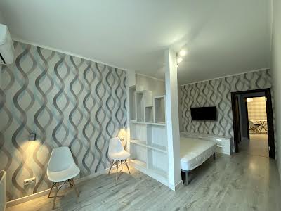 квартира за адресою Регенераторна вул., 4