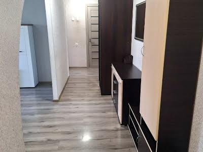 квартира за адресою житловий масив Тополя-2 вул., 10
