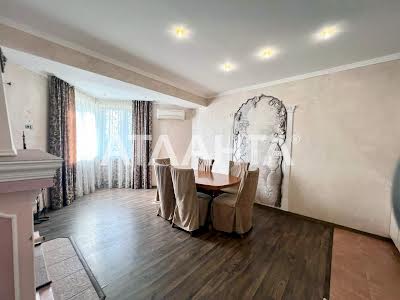 квартира за адресою Педагогічна вул., 17