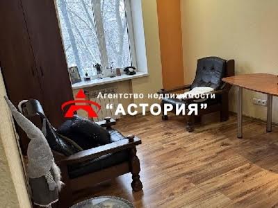 квартира за адресою Чарівна вул., 38