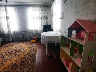 дом по адресу Самаркандская ул., 4