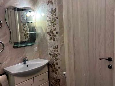 квартира за адресою Авіаконструктора Ігоря Сікорського вул. (Танкова), 4Б