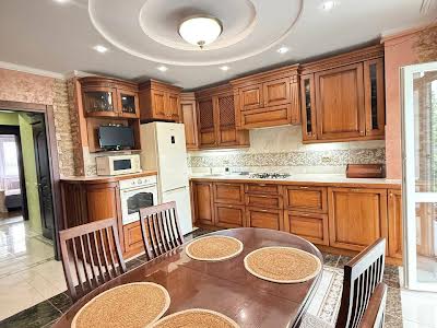 квартира по адресу Жасминовая ул., 5б