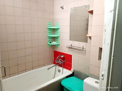 квартира за адресою Салютна вул., 11