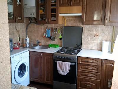 квартира по адресу Андрея Шептицкого ул., 1