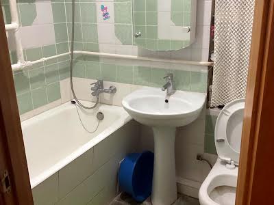 квартира за адресою Братів Зерових вул. (Червонопартизанська), 25
