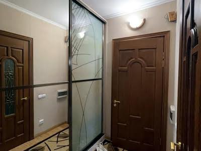 квартира за адресою Дніпровська набережна вул., 26а