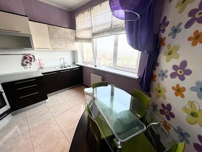 квартира за адресою Кудрявський узвіз, 3-Б