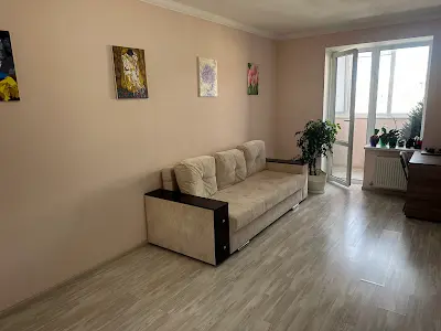 квартира за адресою Бишівська вул., 7