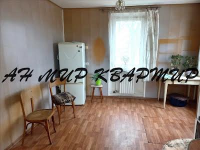 будинок за адресою Героїв Крут вул., 23