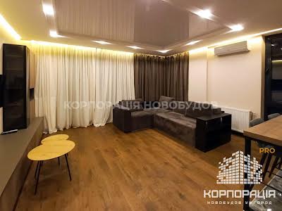 квартира за адресою Дмитра Снігурського вул., 15