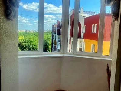 квартира по адресу Жасминовая ул., 5б