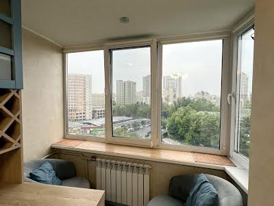 квартира за адресою Солом'янська вул., 23