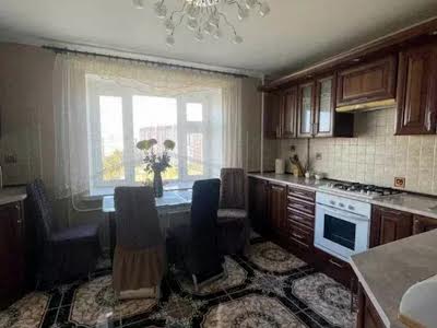квартира за адресою Незалежності пров., 9