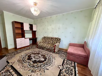 квартира по адресу Ревуцкого ул., 7в