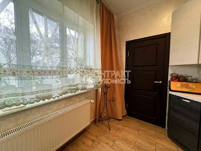 будинок за адресою Шкільний пров., 69