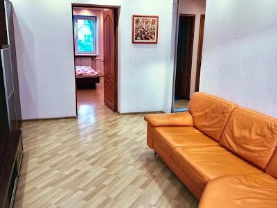 квартира за адресою Михайла Бойчука вул. (Кіквідзе), 13-В