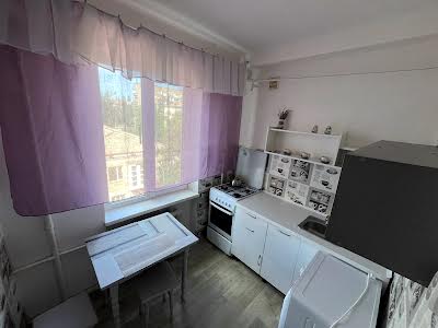 квартира за адресою Сергія Берегового вул. (Мартиросяна), 26