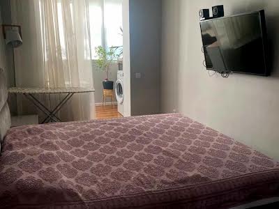 квартира за адресою Набережна Перемоги вул., 98