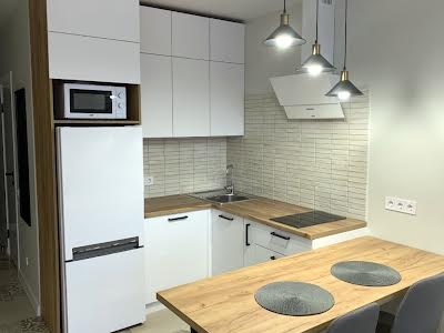 квартира за адресою Польова вул., 73