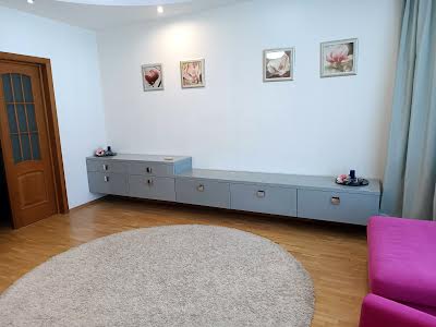 квартира за адресою Олени Пчілки вул., 3-А
