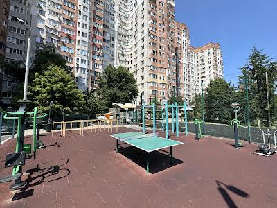 квартира за адресою Миколи Амосова вул., 4