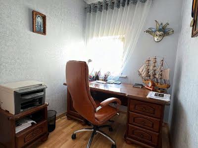 будинок за адресою Вовчинецька вул., 142