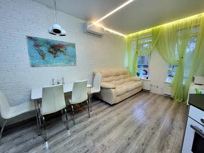 квартира за адресою Теремківська вул., 4 А