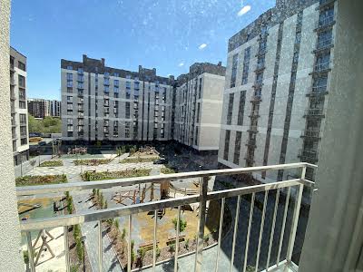квартира за адресою Олександра Довженка вул., 31