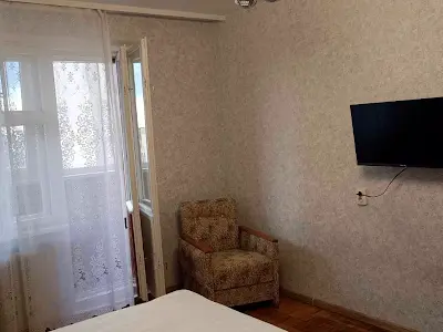 квартира по адресу Ларисы Руденко ул., 3-Б