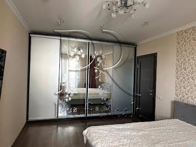 квартира за адресою Урлівська вул., 38