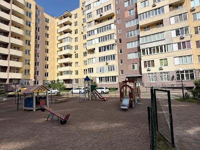 квартира за адресою Виставкова, 18