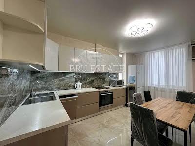 квартира за адресою Регенераторна вул., 4 к5