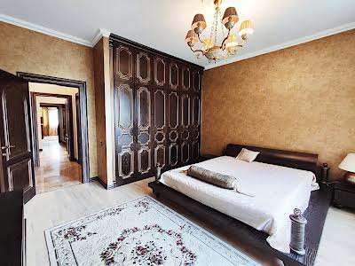 квартира за адресою Старонаводницька вул., 6-Б