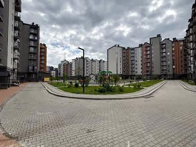 квартира за адресою Героїв Крут вул., 10