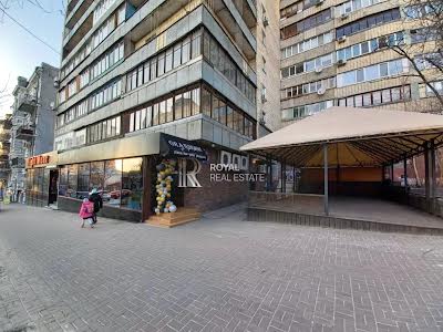 комерційна за адресою Тараса Шевченка бульв., 7